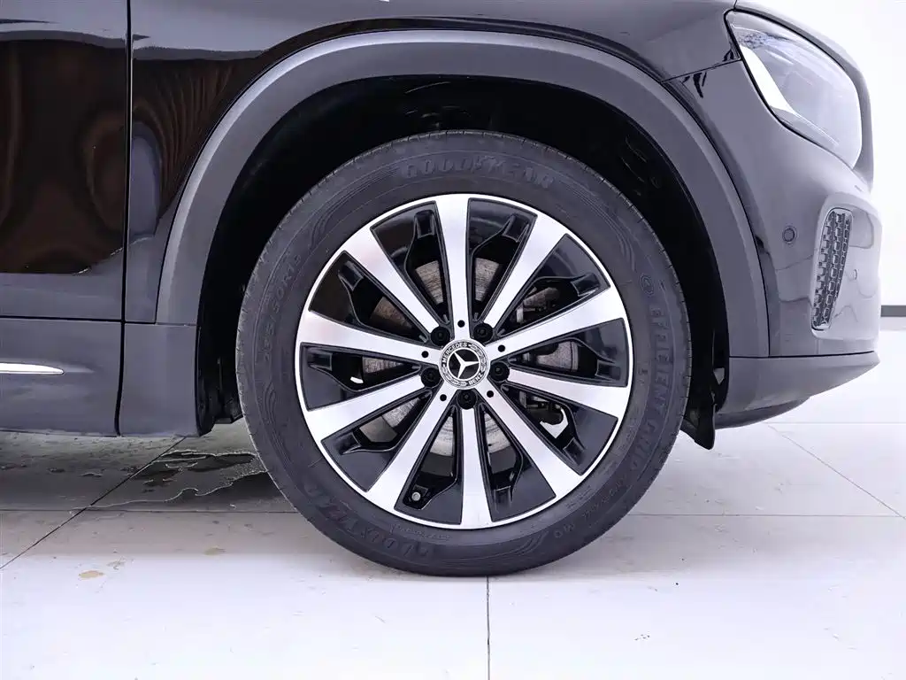 Mercedes-Benz GLB 2024 Facelift GLB 220 Fashion Edition