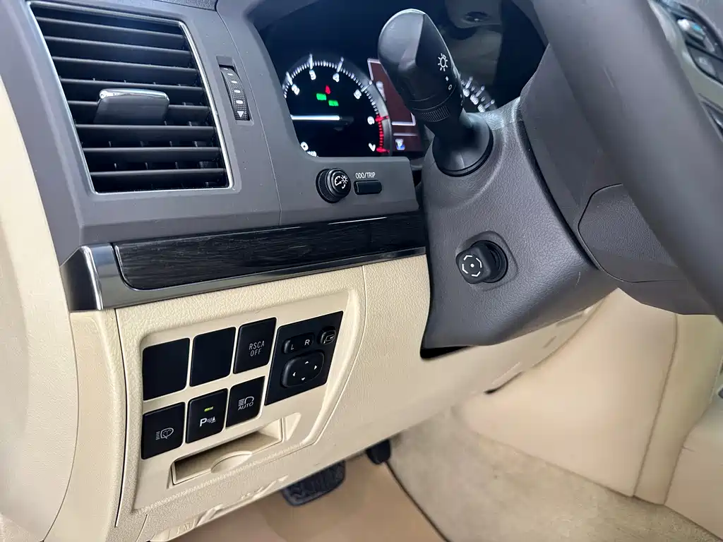Land Cruiser 2016 4.6L Automatic VX-R