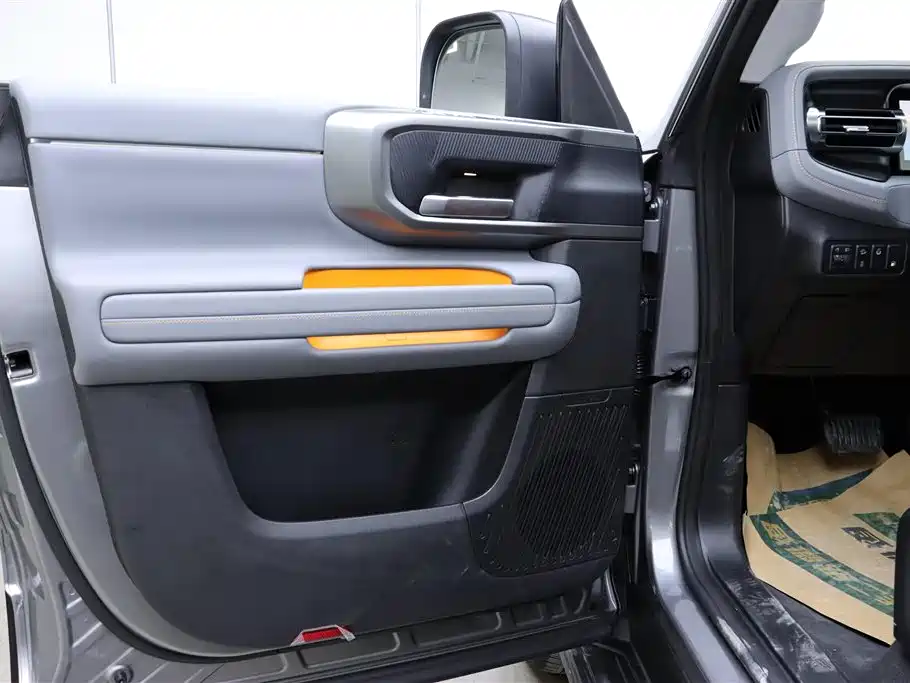 Beijing Off-Road BJ40 EREV 2025 Standard Edition