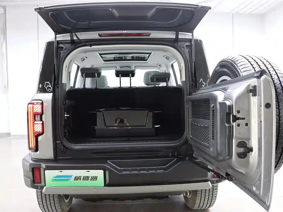 Beijing Off-Road BJ40 EREV 2025 Standard Edition