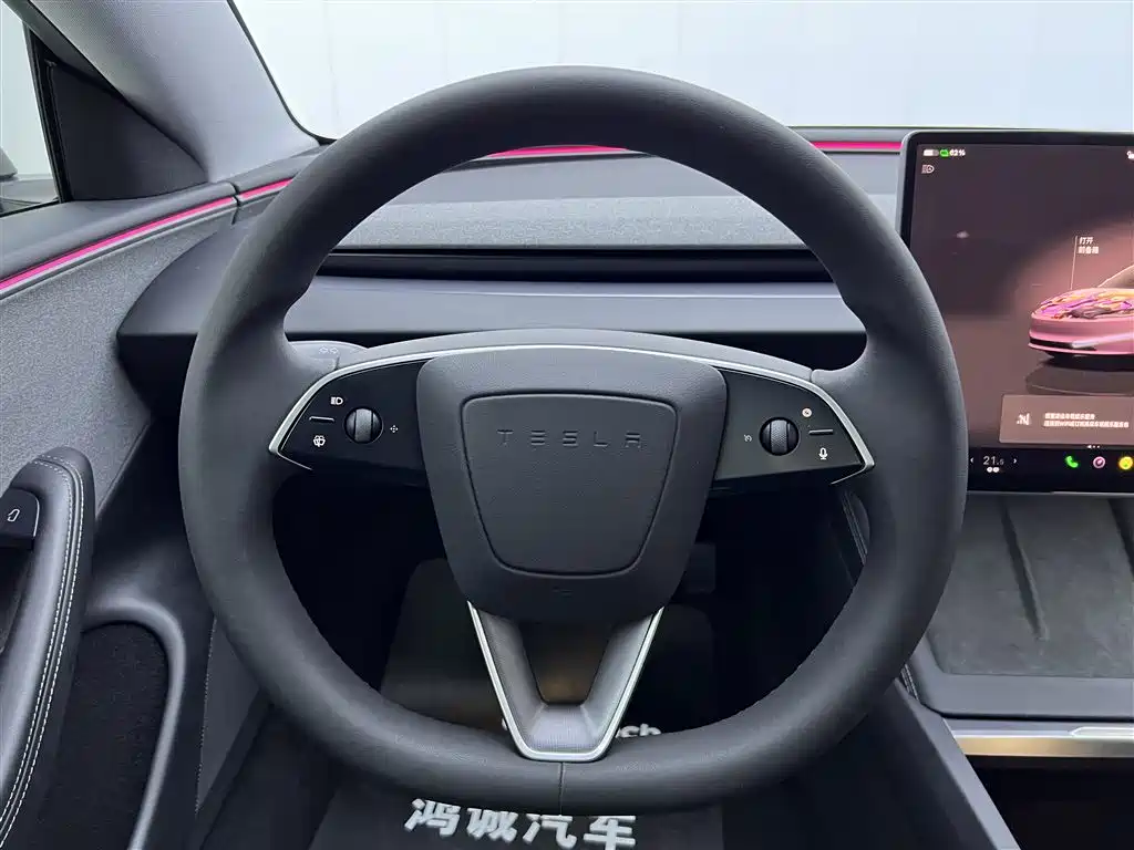 Tesla Model 3 2025 RWD