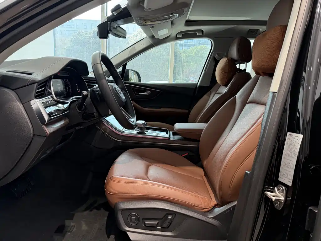 Audi Q7 2022 55 TFSI quattro S line