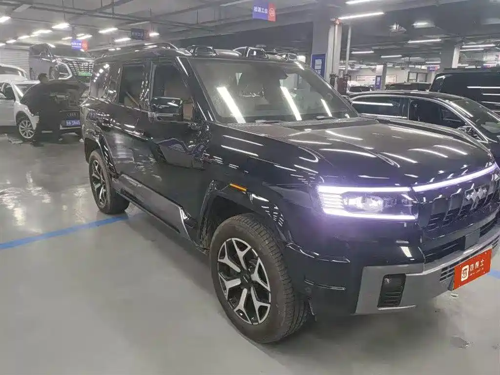 Fang Cheng Bao 8 2025 Smart Flagship Edition 7-Seater