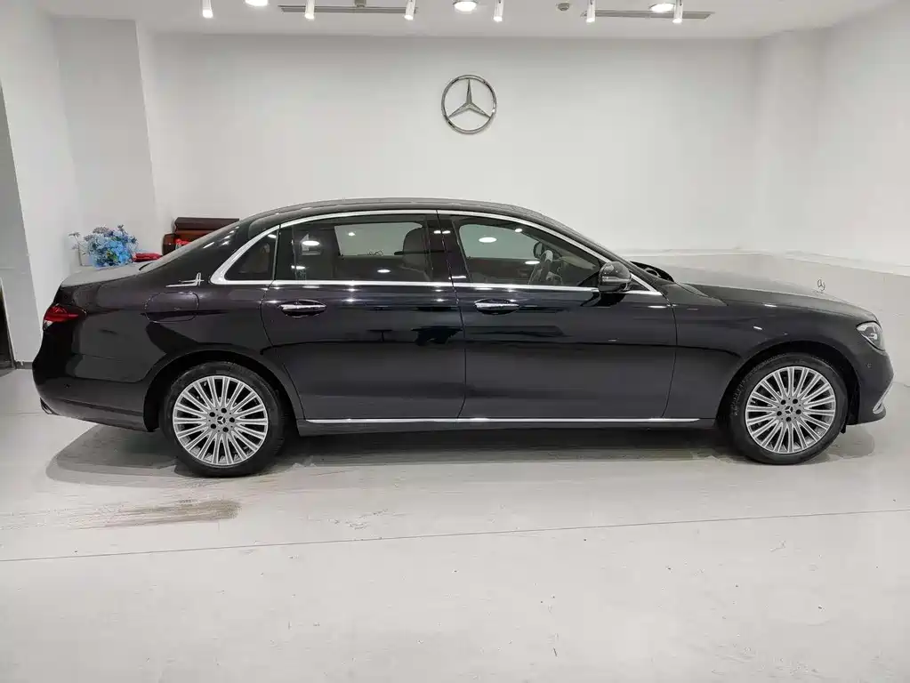 Mercedes-Benz E-Class 2022 Facelift E 300 L Fashion Edition