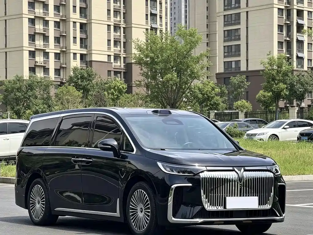 Voyah Dreamer 2025 PHEV AWD Excellence Qiankun Edition