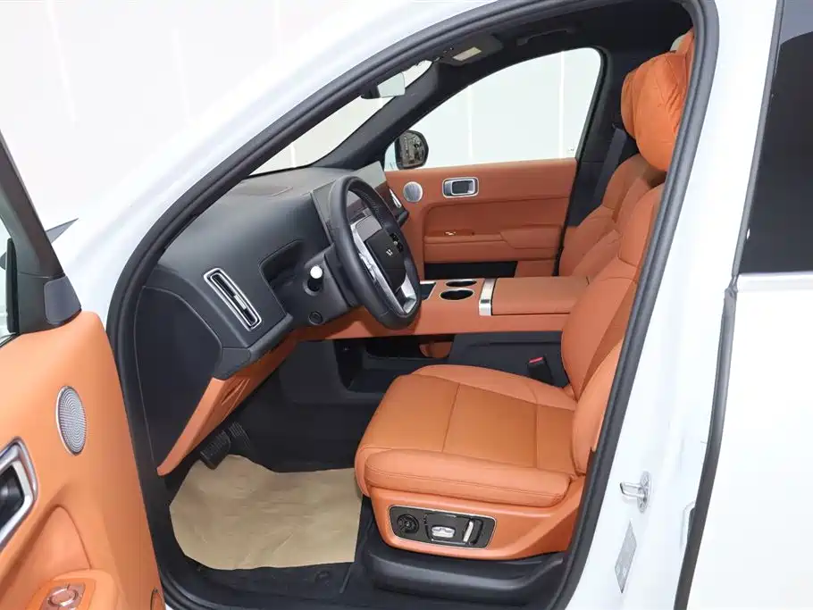 Li Auto L8 2025 Max Intelligent Refresh Edition