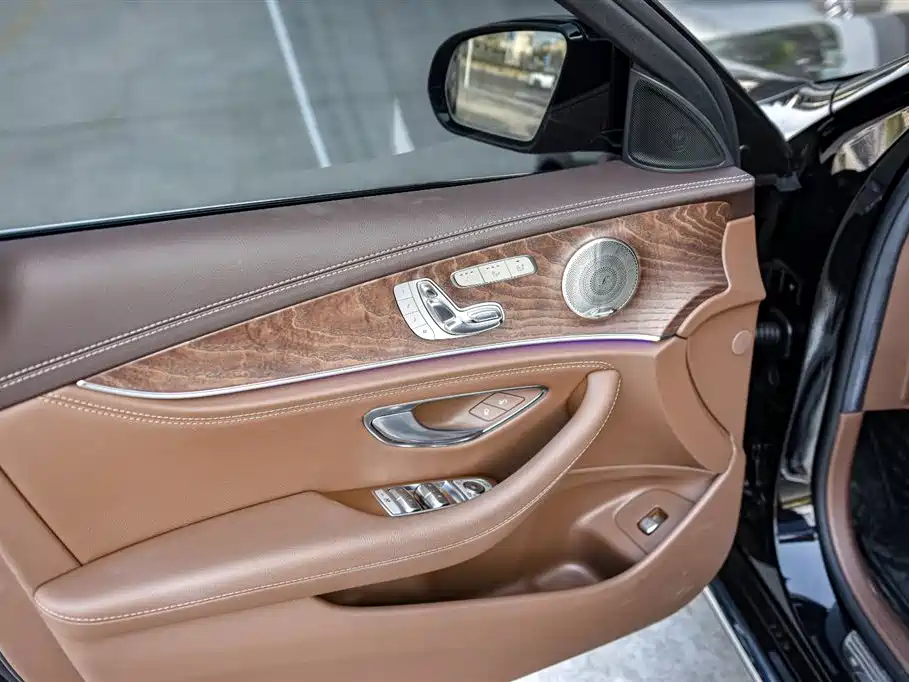 Mercedes-Benz E-Class 2022 E 300 L Luxury Model