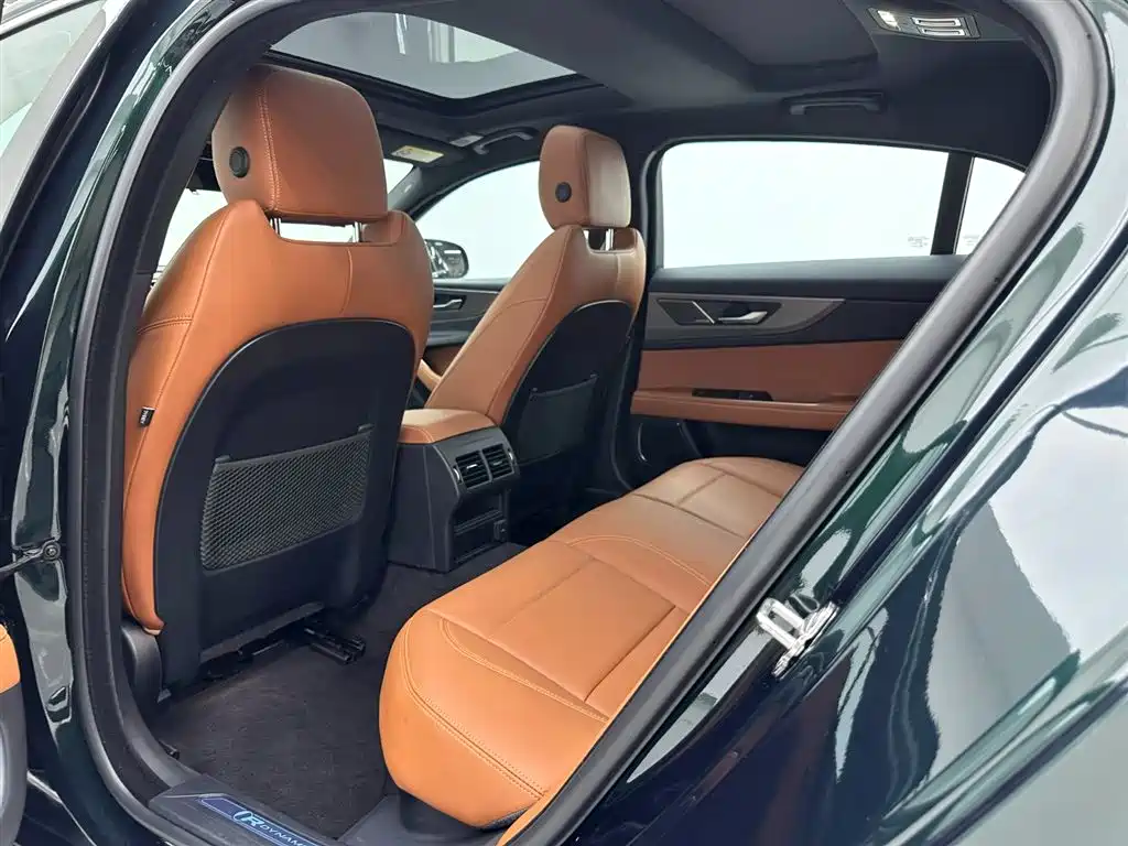 Jaguar XEL 2024 2.0T 250PS R-DYNAMIC S