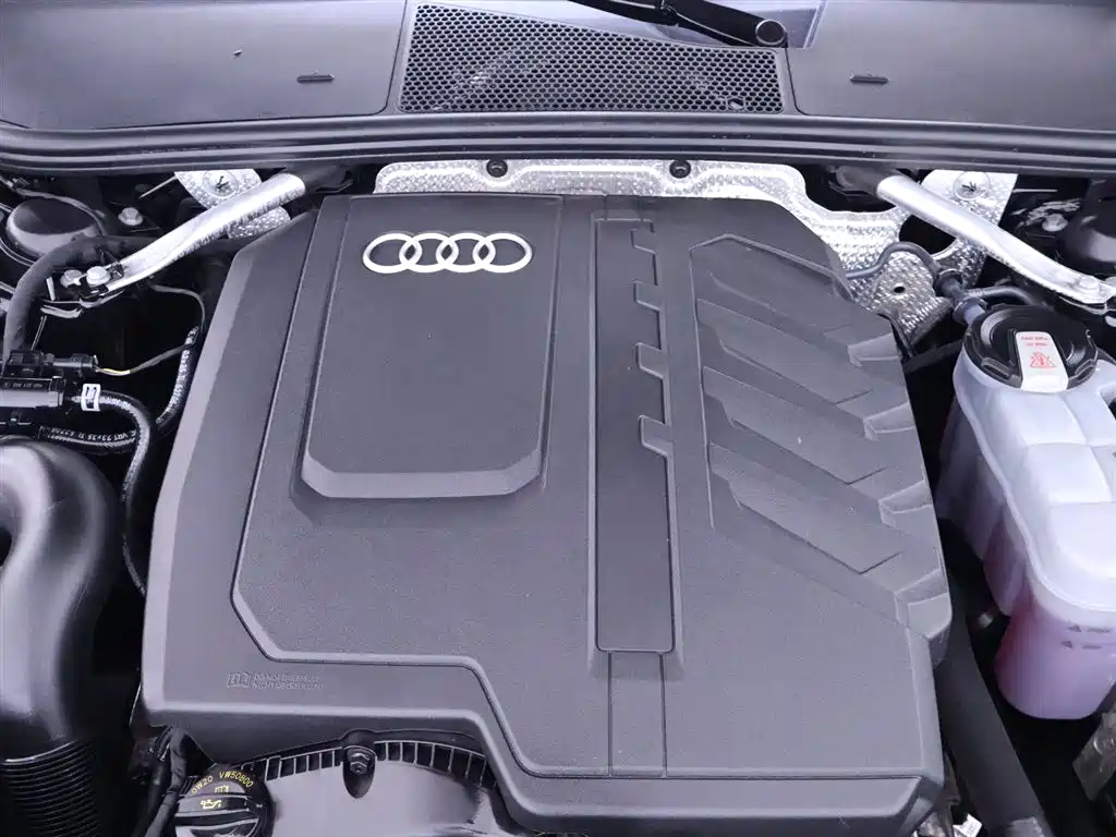 Audi A6L 2025 40 TFSI Luxury Dynamic Edition