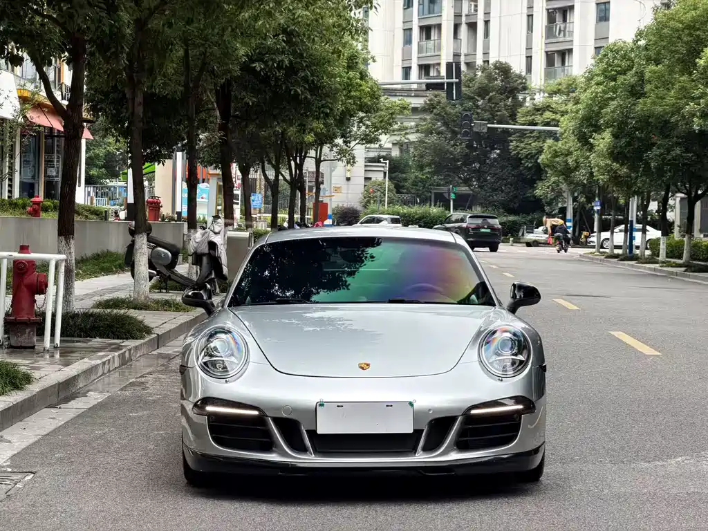 Porsche 911 2015 Carrera 3.4L Style Edition