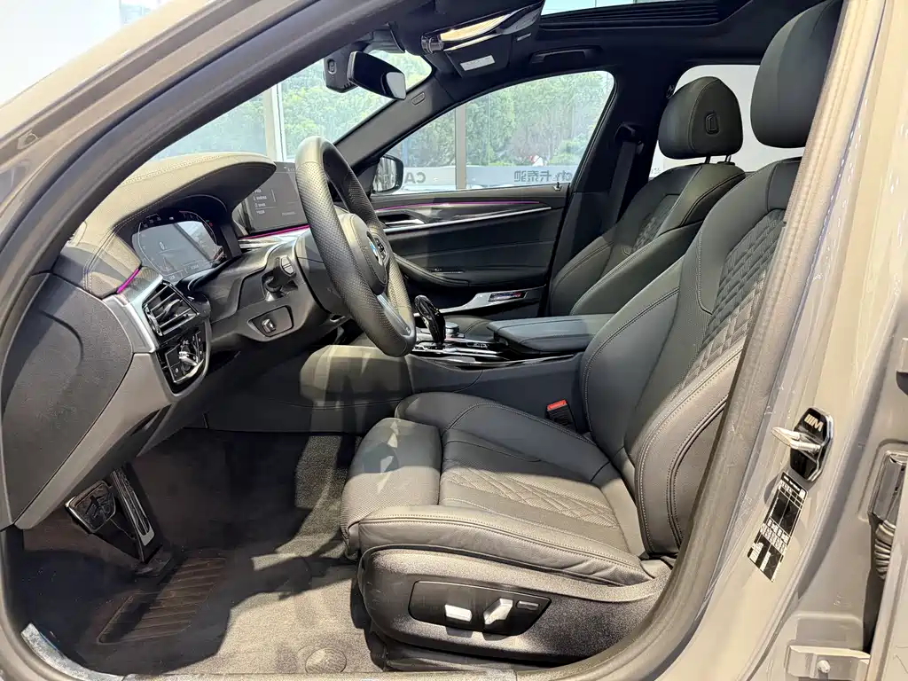 BMW 5 Series Import 2022 Facelift 525i M Sport Package
