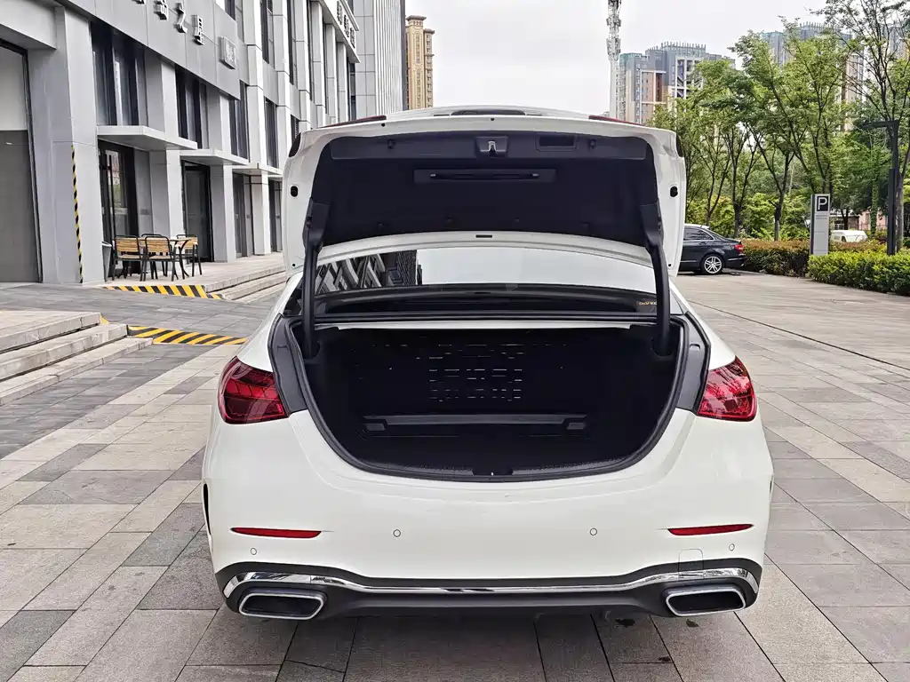 Mercedes-Benz C-Class 2024 C 260 L Sport Edition