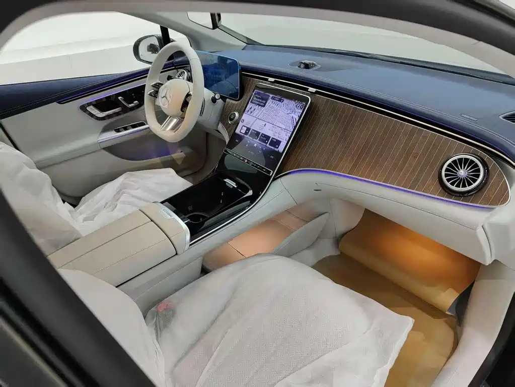 Mercedes-Benz EQE 500 4MATIC Pioneer Edition 2025
