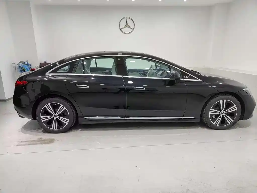 Mercedes-Benz EQE 500 4MATIC Pioneer Edition 2025