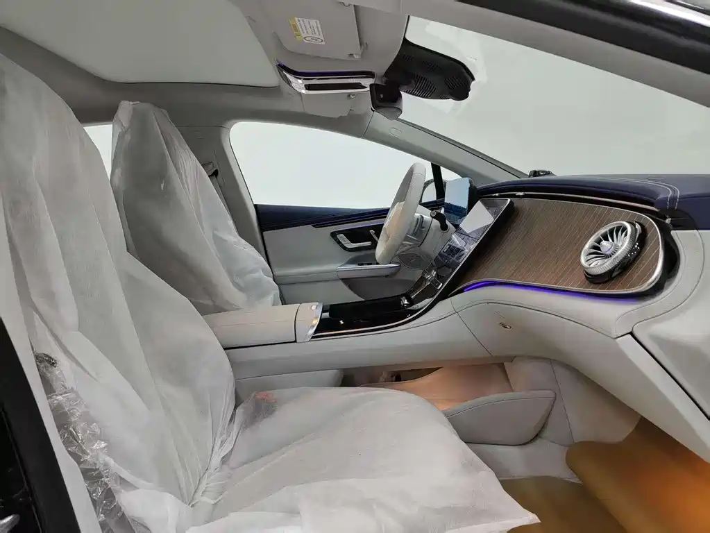 Mercedes-Benz EQE 500 4MATIC Pioneer Edition 2025