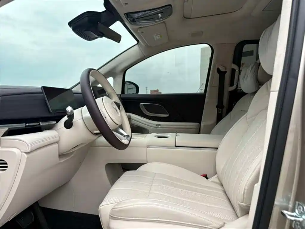 Voyah Dreamer 2026 PHEV Qiankun Ultra