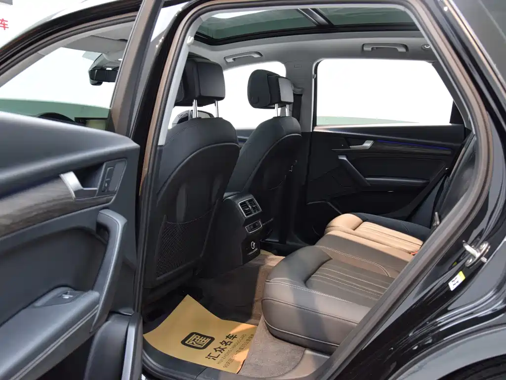 Audi Q5L 2022 Facelift 40 TFSI Premium