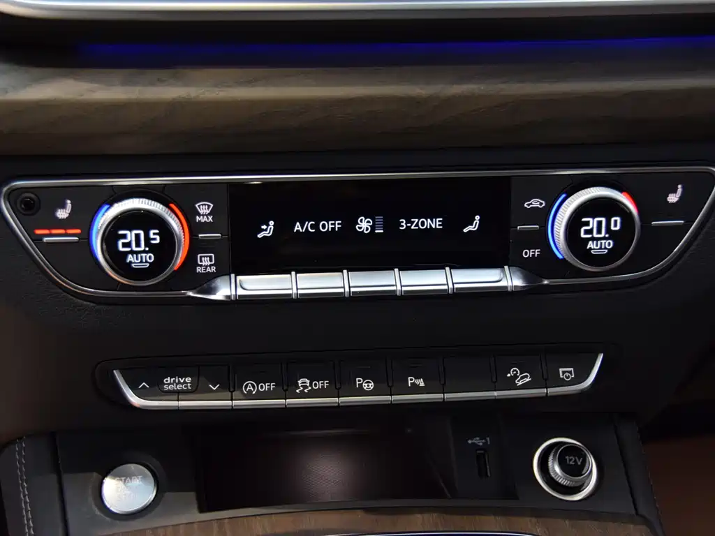 Audi Q5L 2022 Facelift 40 TFSI Premium