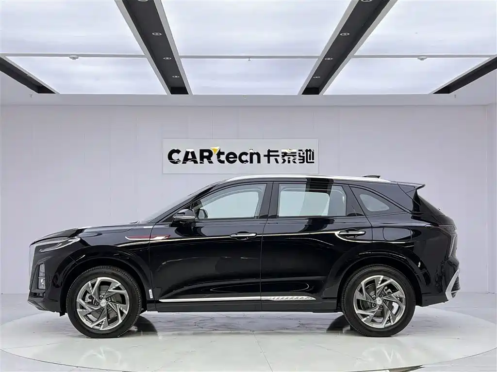 Hongqi HS3 PHEV 2024 115km Power Edition