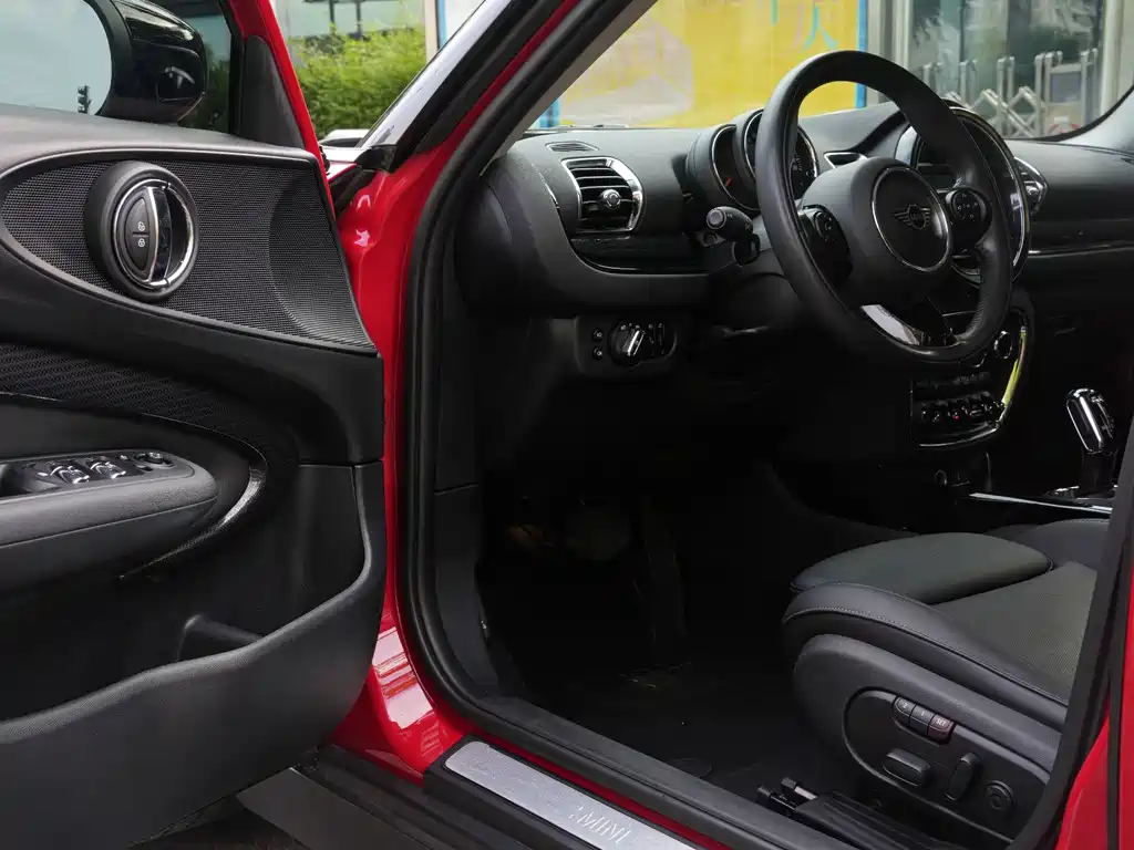 MINI CLUBMAN 2019 1.5T COOPER