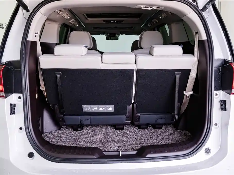 GAC Trumpchi M8 2023 Lingxiu Series 390T Supreme Edition