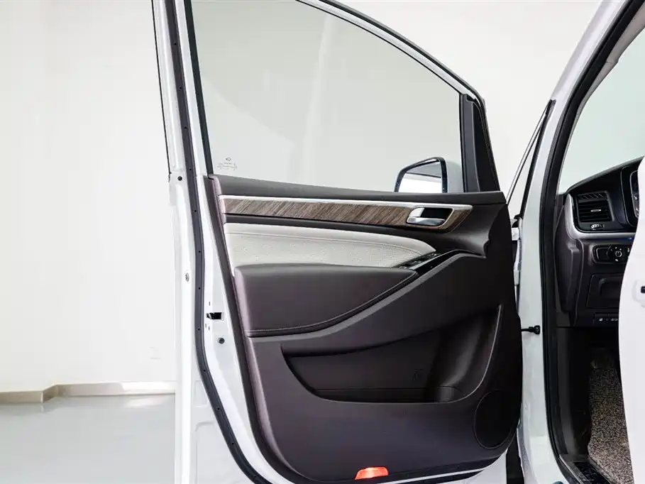 GAC Trumpchi M8 2023 Lingxiu Series 390T Supreme Edition