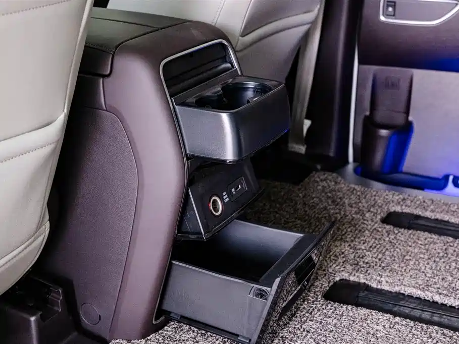 GAC Trumpchi M8 2023 Lingxiu Series 390T Supreme Edition
