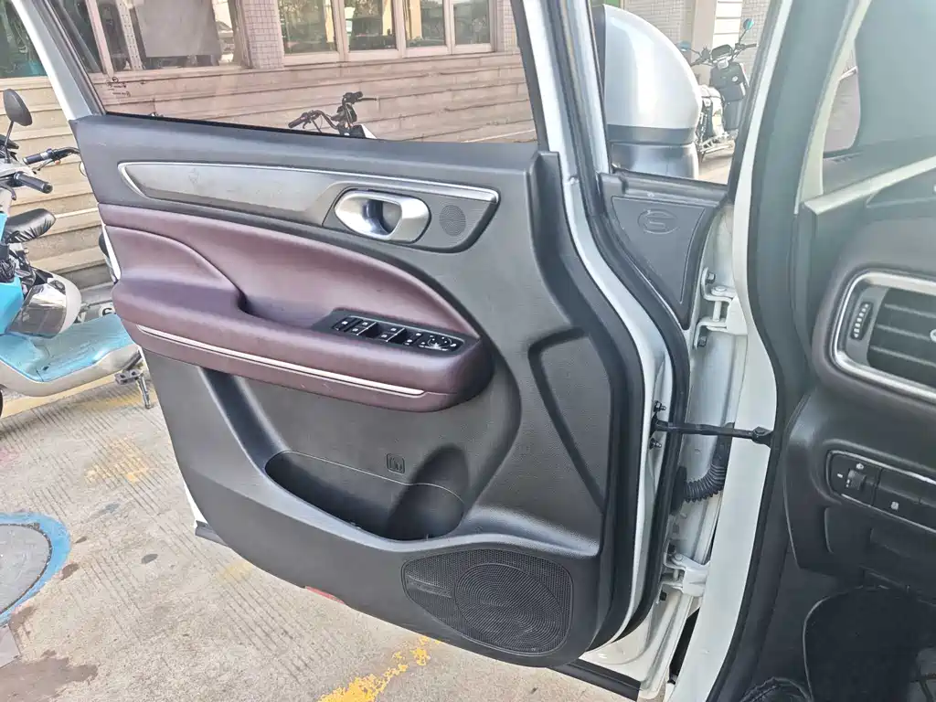 Trumpchi M6 2021 PRO 270T DCT Premium Edition
