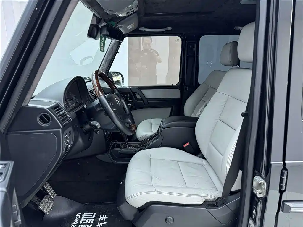 Mercedes-Benz G-Class 2010 G 500