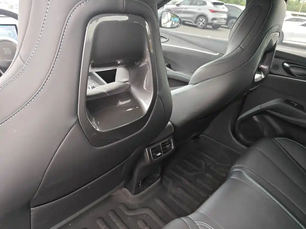 BYD Seal 06 DM-i 80KM Luxury 2024