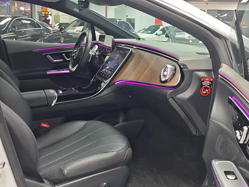 Mercedes-Benz EQE 2022 350 Luxury