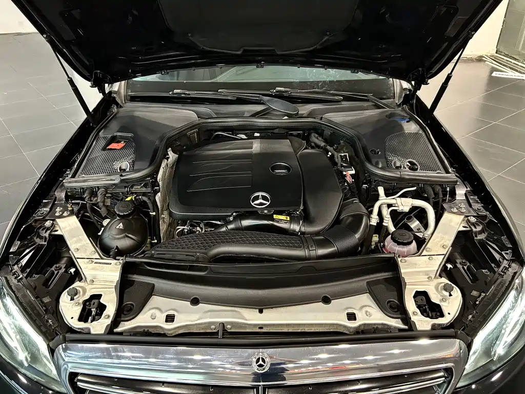 Mercedes-Benz E-Class 2019 E 260 L