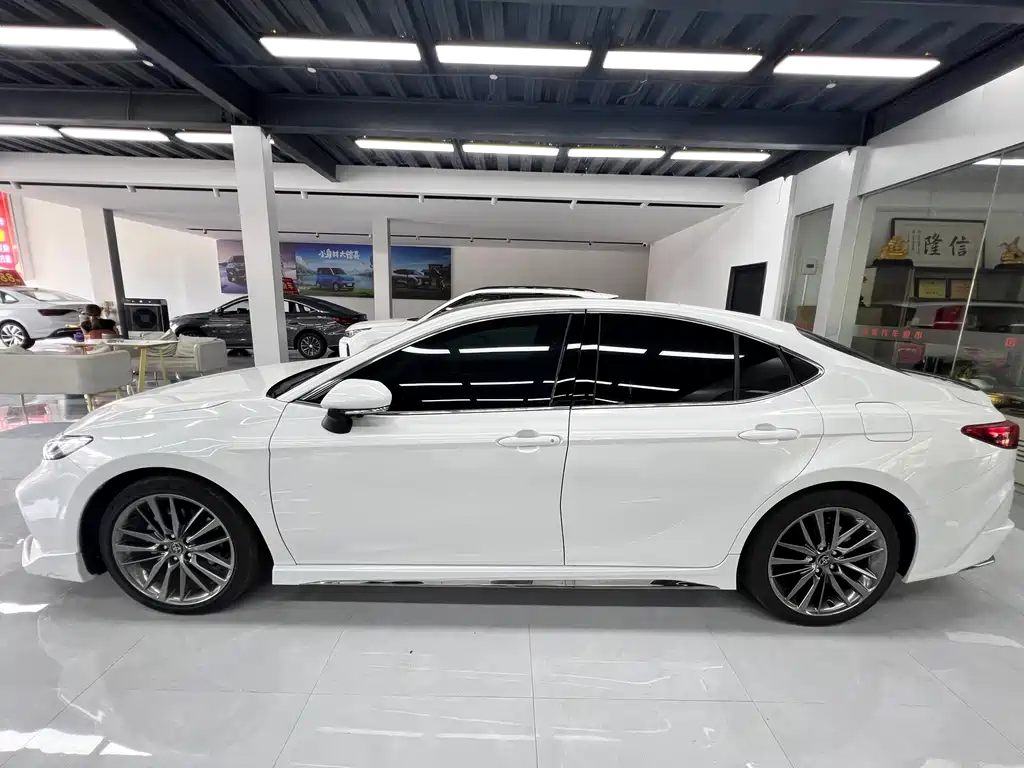 Toyota Camry 2026 Hybrid 2.0HXS Sport Plus Edition