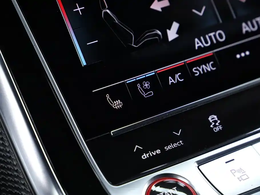 Audi SQ7 2024 4.0 TFSI Dark Knight Edition