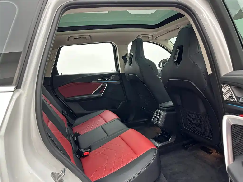BMW iX1 2023 xDrive30L M Sport Package