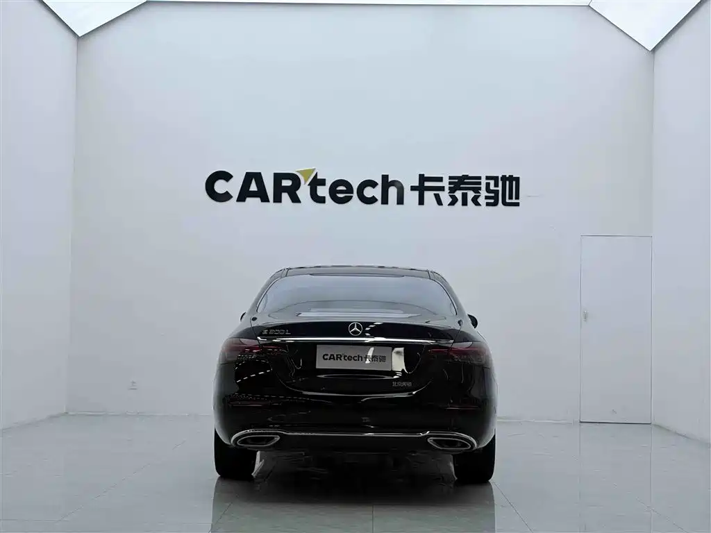 Mercedes-Benz E 260 L 2021