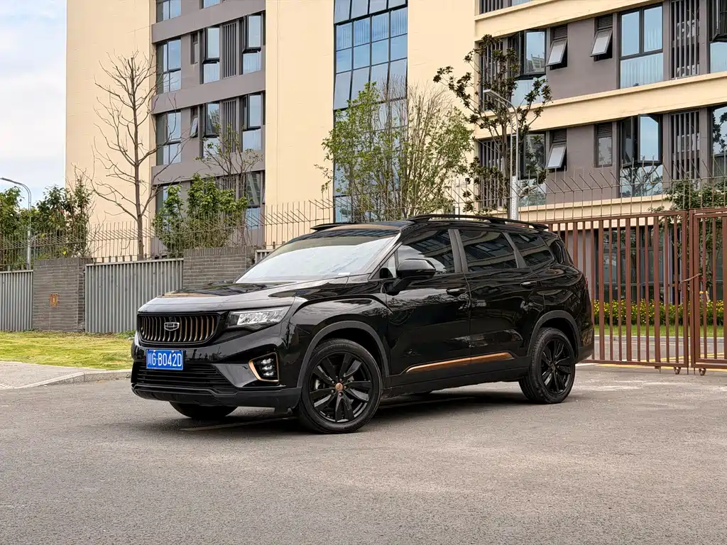 豪越 2022款 1.8TD DCT黑金限定版 7座 → Hao Yue 2022 1.8TD DCT Black Gold Limited Edition 7-Seater