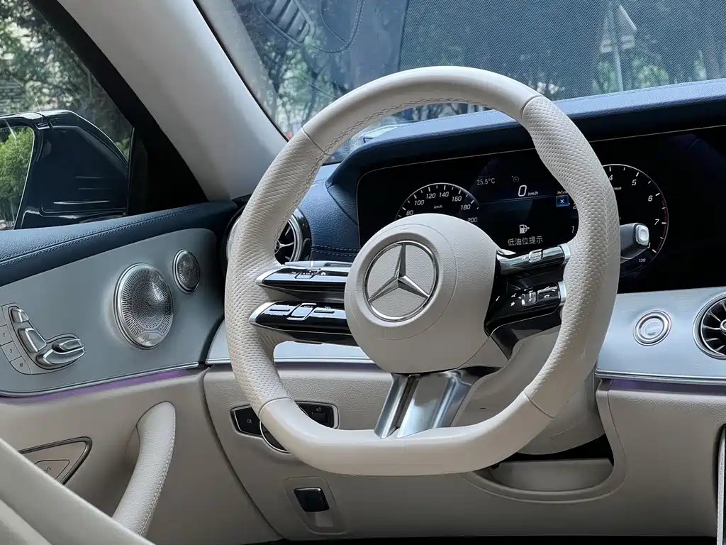 Mercedes-Benz E 260 Coupe (Import) 2023