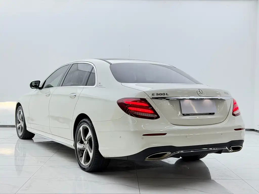 Mercedes-Benz E-Class 2018 Facelift E 300 L Sport Fashion