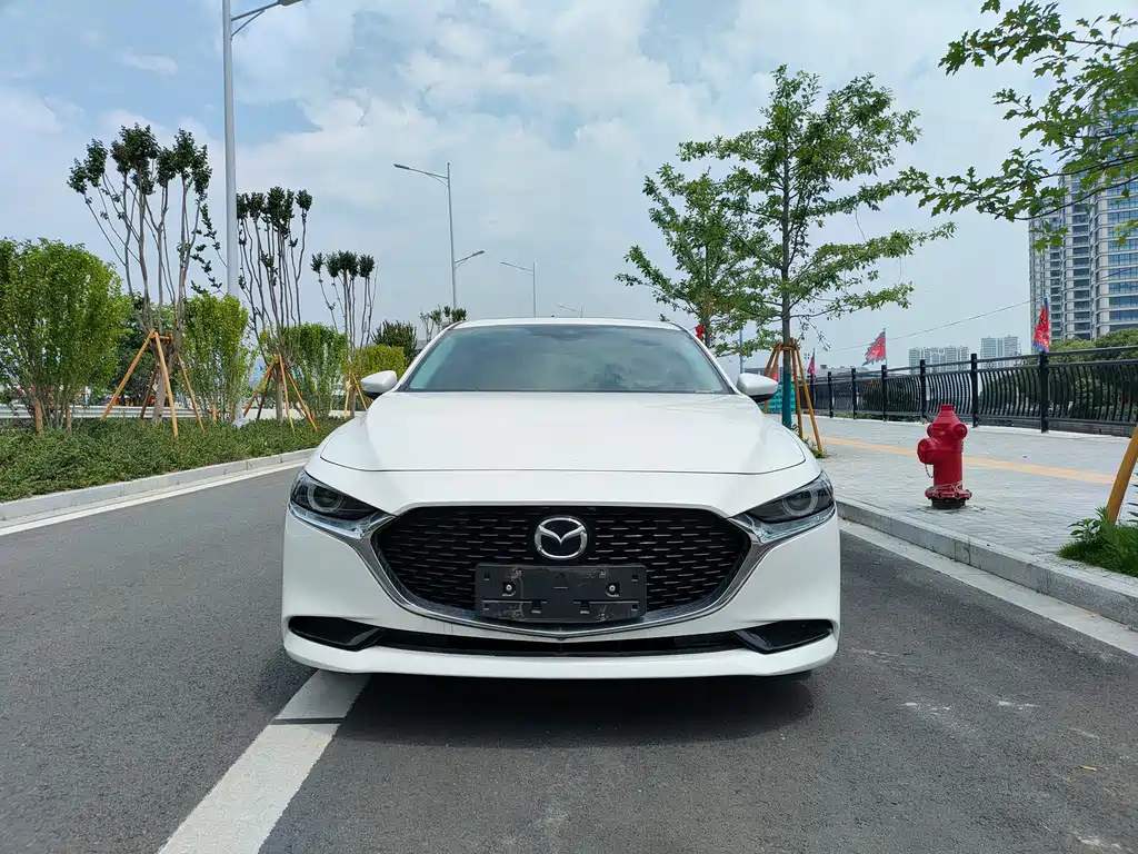Mazda 3 Axela 2023 2.0L Automatic Zhi Zhen Edition