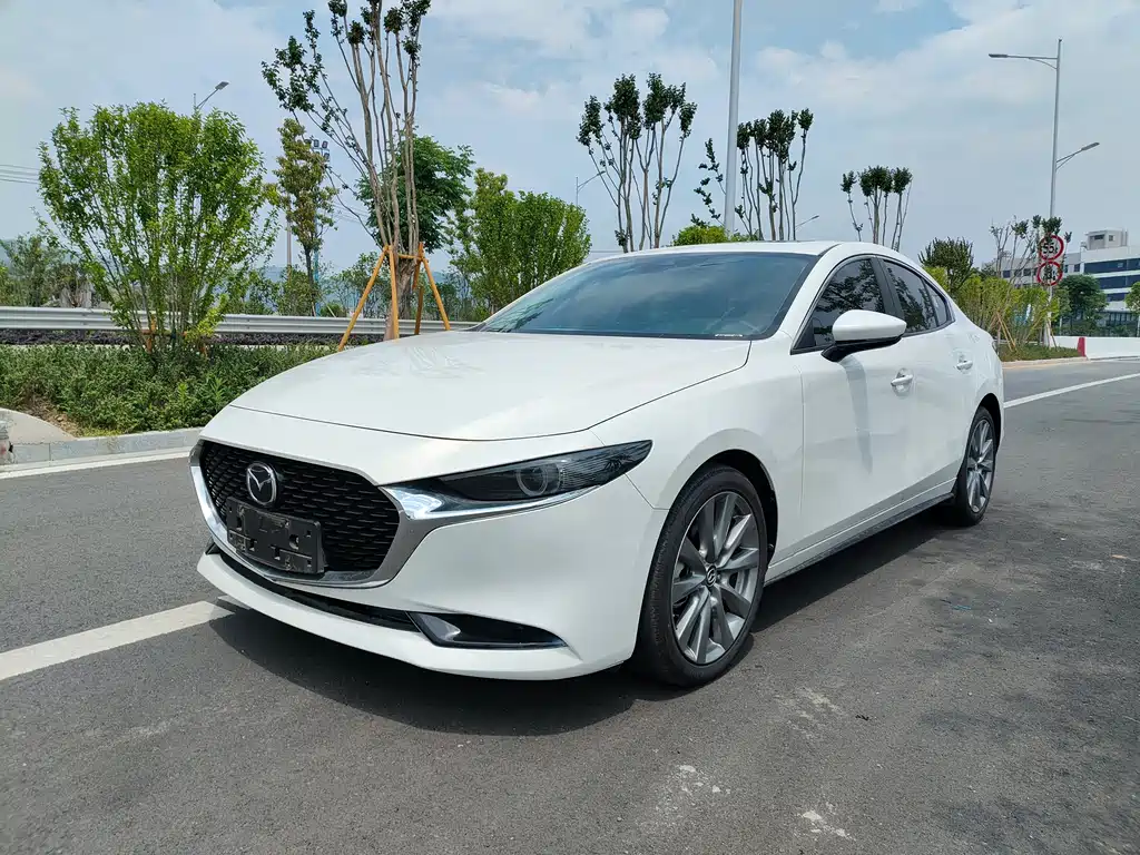 Mazda 3 Axela 2023 2.0L Automatic Zhi Zhen Edition