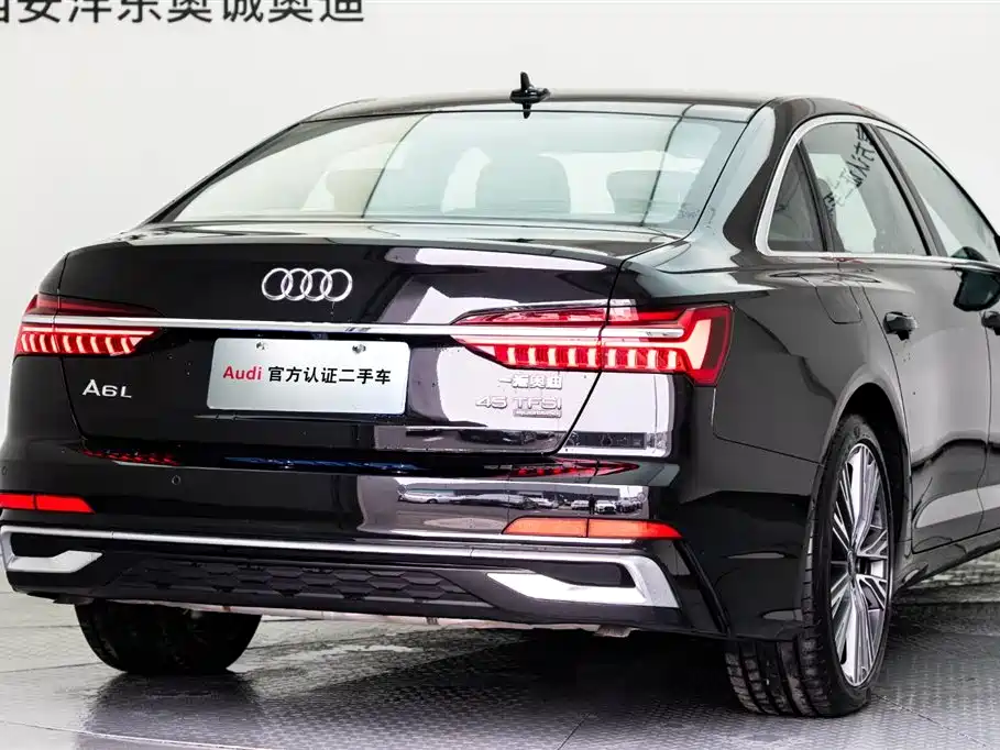 Audi A6L 2025 45 TFSI quattro Zhenxuan Dynamic Edition