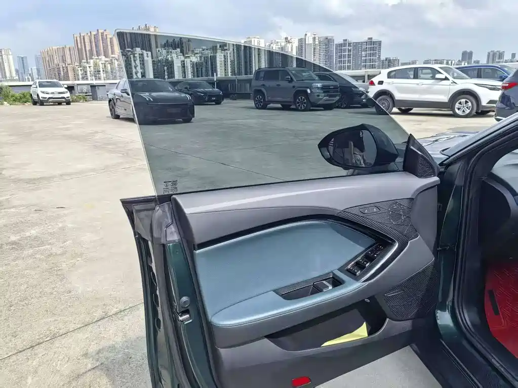 MG7 2023 2.0T Automatic Trophy+ Edition