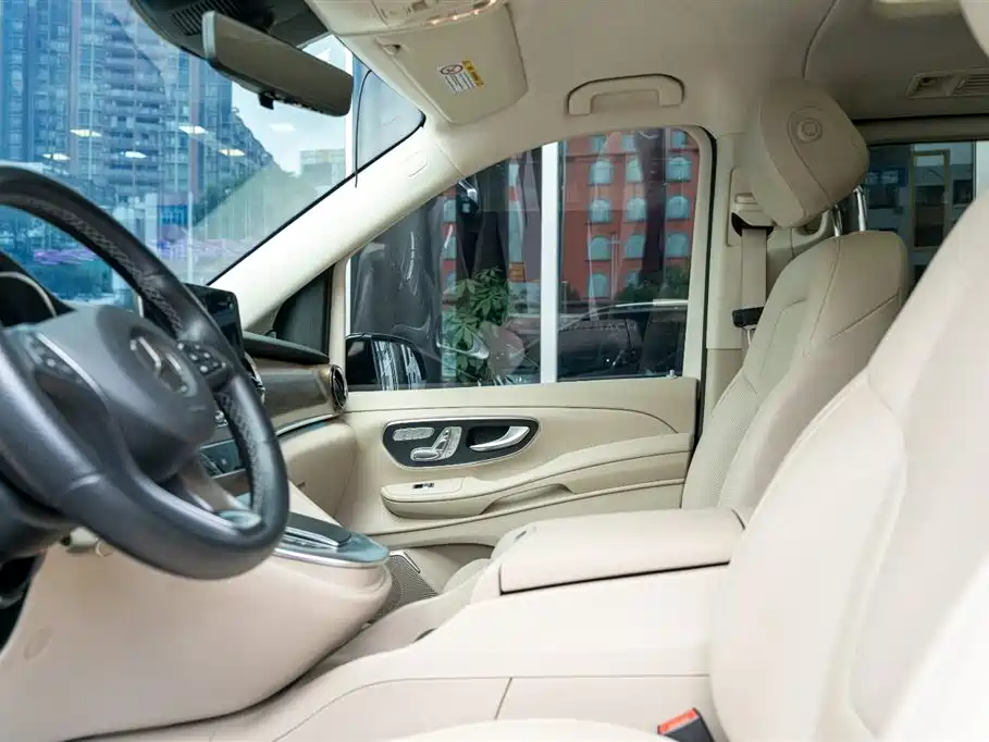 Mercedes-Benz V-Class 2022 V 260 L Long Wheelbase Luxury Edition