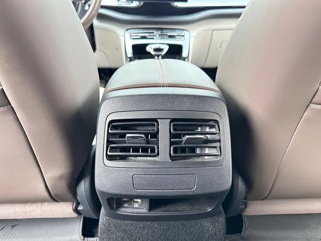 BYD Qin PLUS DM-i 55KM Leading Edition