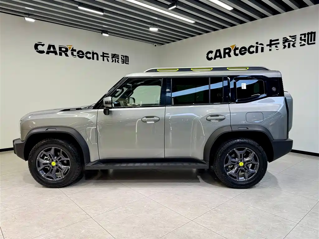 Jetour Traveller 2023 2.0T AWD Cross PRO+