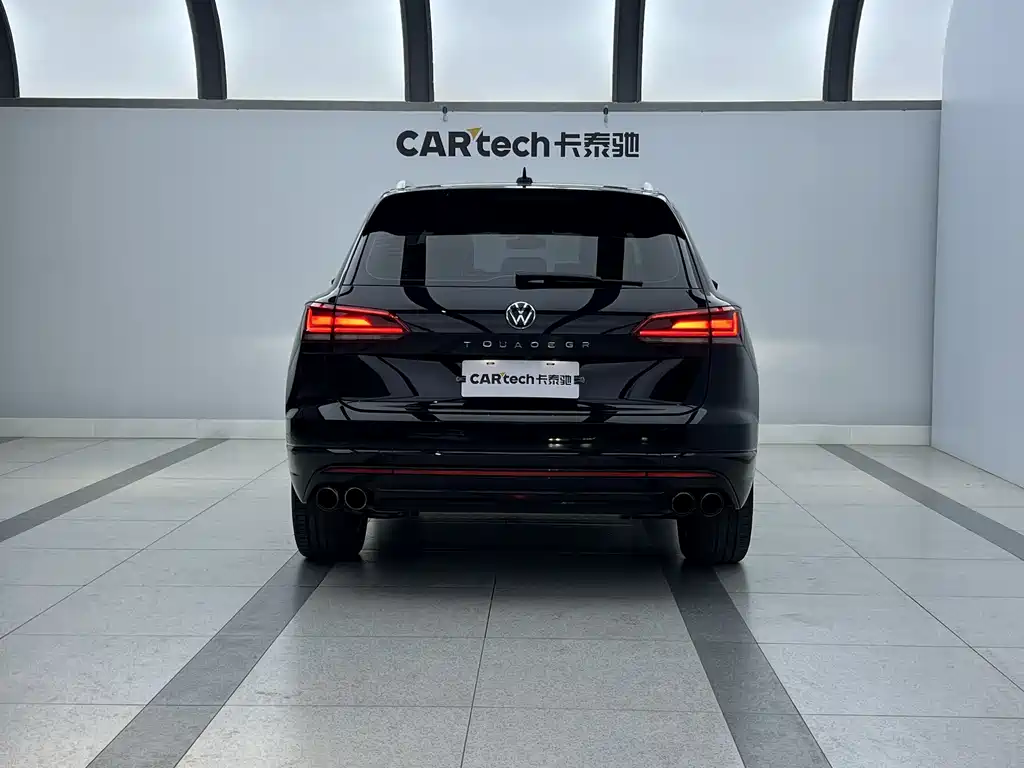 Volkswagen Touareg 2021 2.0TSI R-Line