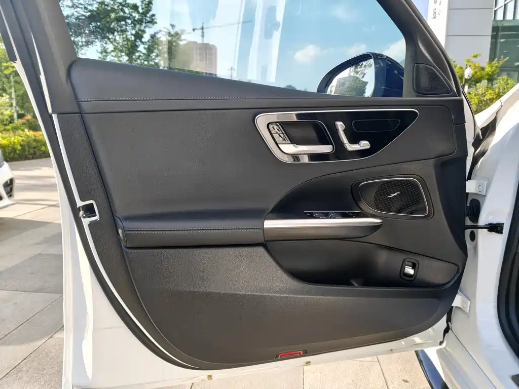 Mercedes-Benz C-Class 2024 C 260 L Sport Edition