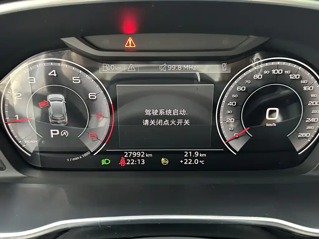 Audi Q3 2022 35 TFSI Sport