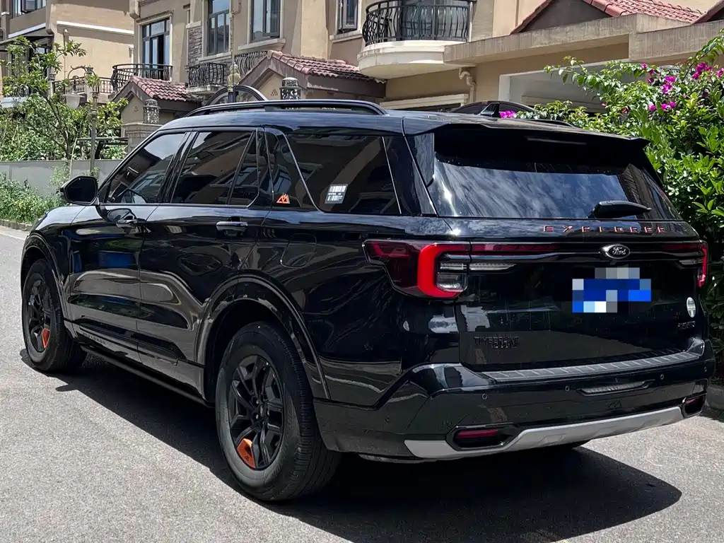 Ford Explorer 2023 EcoBoost 285 Kunlun Summit Edition 7-Seat